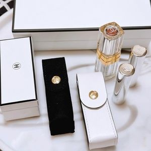 Chanel 31 “Le Rouge” Limited Edition 503.504 White Leather Lipstick Pouch New